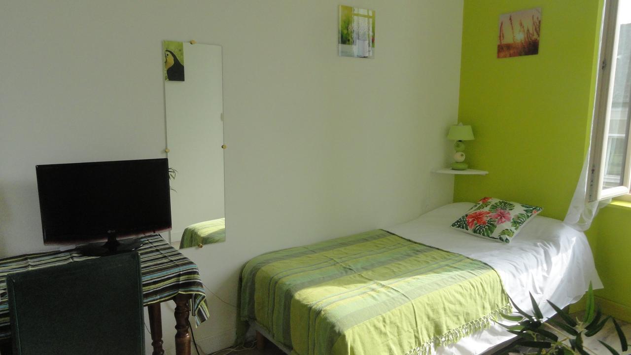 Le Quai 3 Hotel Chateaubriant Ngoại thất bức ảnh