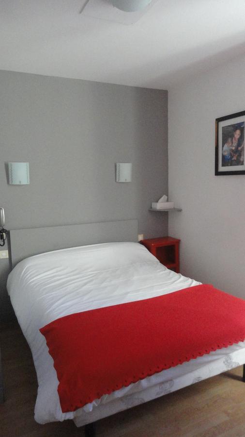 Le Quai 3 Hotel Chateaubriant Ngoại thất bức ảnh